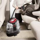 Bissell 4720 cleaning car