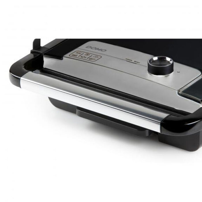 Domo DO9245G Electric Grill Close up on Controls
