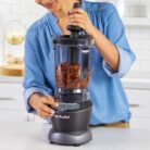 Nutribullet NBC-0910B lady blending beans