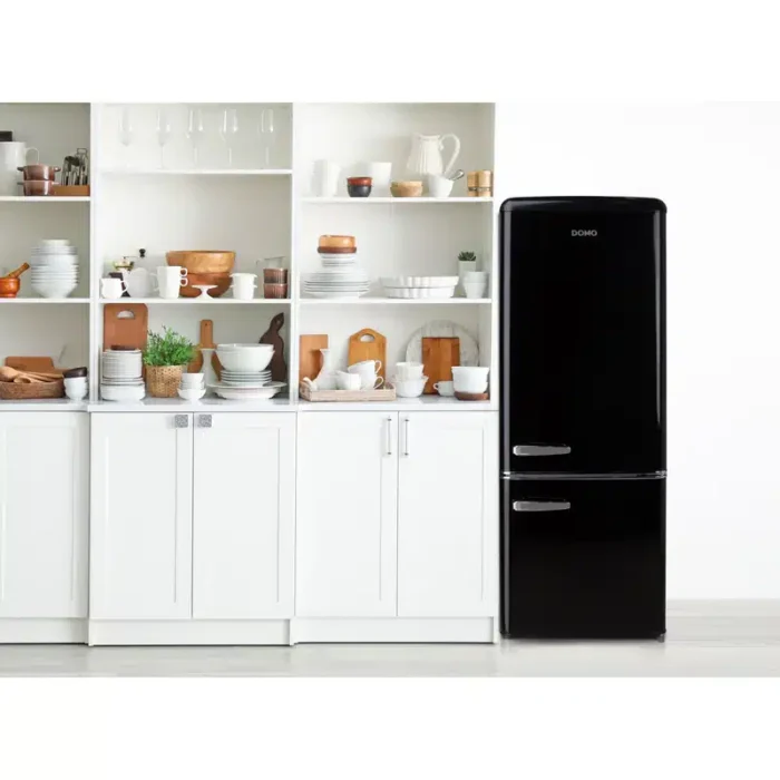 Domo DO91706 Retro Fridge in Room