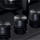 Whirlpool GOWL628 close up on knobs