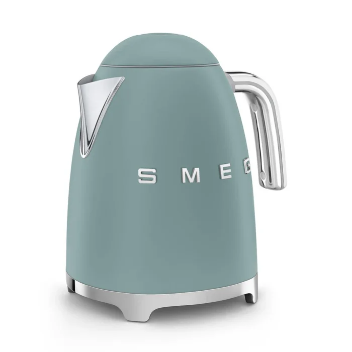 Smeg Emerald Green Kettle Front View KLF03EGMEU
