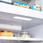Hisense RT599N4ASU Easy Approach Shelf